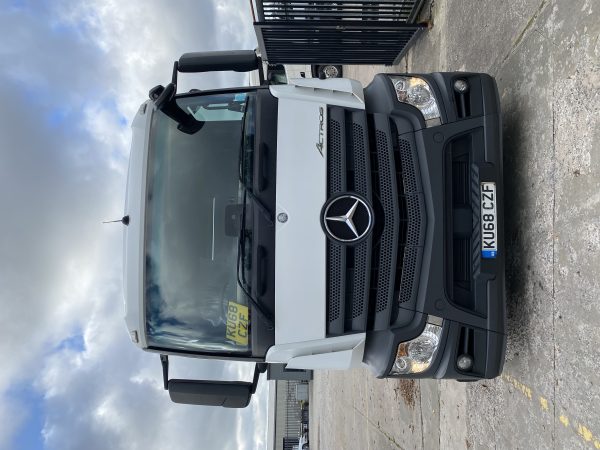 2018 Mercedes-Benz Actros 1845 - Image 3