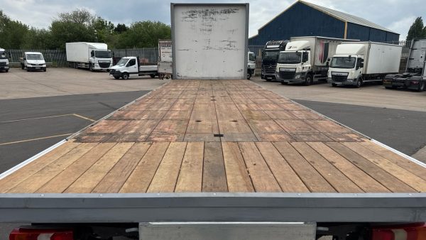 Mercedes-Benz Actros 2532 30Ft Flatbed - Image 24