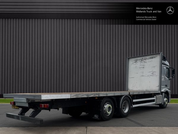 Mercedes-Benz Actros 2532 30Ft Flatbed - Image 3