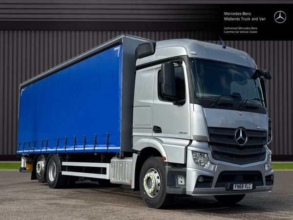 Mercedes-Benz Actros 2532 Curtainside with Tuckaway taillift