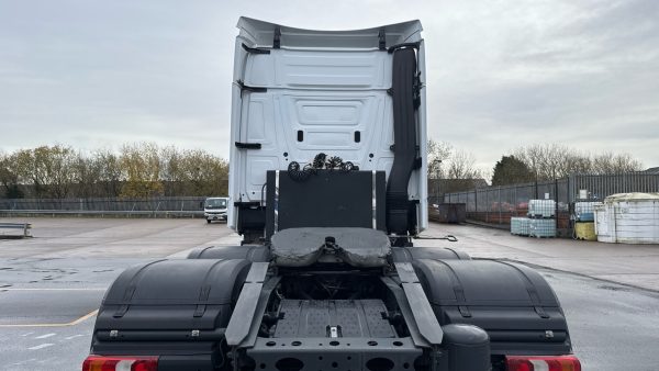 Mercedes-Benz Actros 2551 Bigspace -Tipping Equipment - Image 18