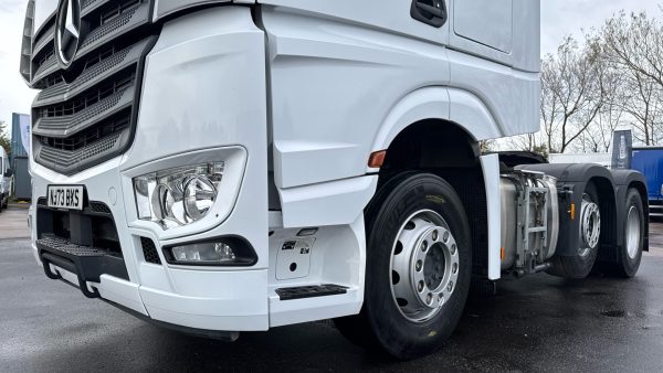 Mercedes-Benz Actros 2551 Bigspace -Tipping Equipment - Image 20