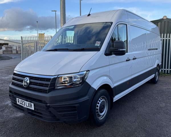 2023 Volkswagen Crafter 2.0 TDI CR35 Startline FWD L4H3 Panel Van - Image 2