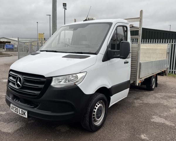 2020 Mercedes-Benz Sprinter 314 CDI L2 Dropside with Column Tail-Lift - Image 2