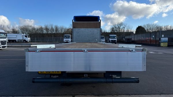 Mercedes-Benz Antos 2532 28ft Dropside - Image 15