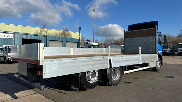 Mercedes-Benz Antos 2532 28ft Dropside - Image 19