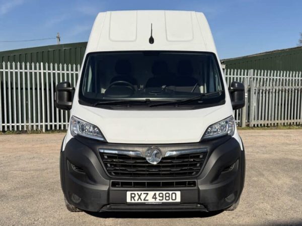 2022 Vauxhall Movano 2.2 CDTi 3500 BiTurbo HDT Dynamic FWD L4 High Roof Panel Van - Image 3