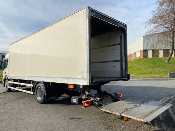 Scania P250 Box Van - Image 4