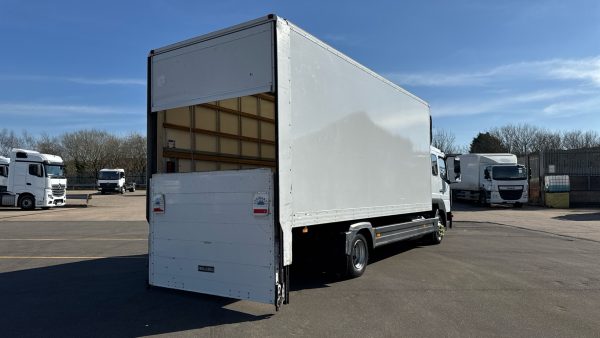 Mercedes-Benz Atego 816 Furniture Box 1000kg Taillift 6 Seater - Image 18