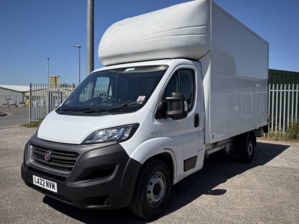 2022 FIAT Ducato 2.3 MultijetII 35 (Auto) Luton Box with Tail Lift - Image 2