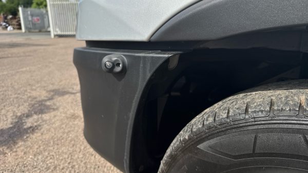 Iveco Daily 72-180 Dual Compartment Fridge - Image 21