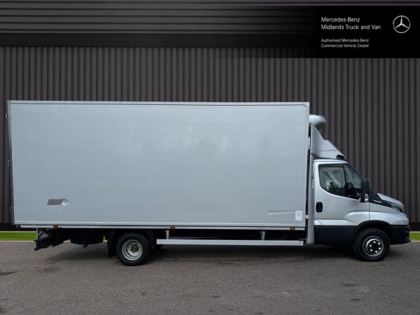 Iveco Daily 72-180 Dual Compartment Fridge - Image 5