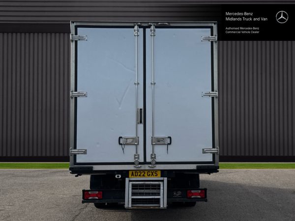 Iveco Daily 72-180 Dual Compartment Fridge - Image 8