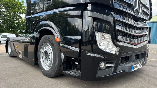Mercedes-Benz Actros 1845 GigaSpace Low Ride Height - Image 19
