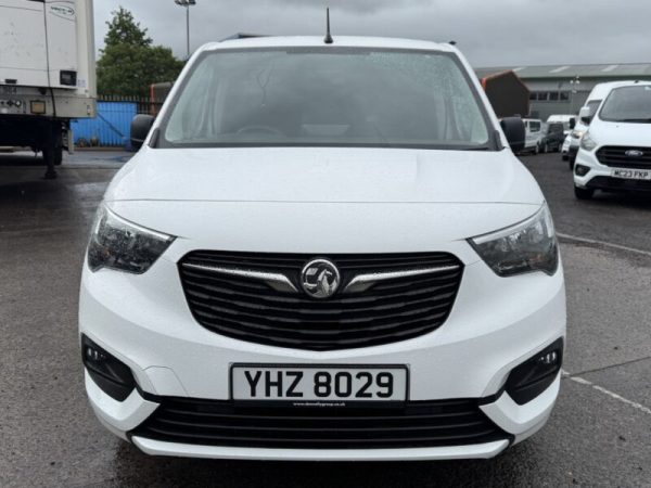 2022 Vauxhall Combo 1.5 Turbo D 2000 Sportive L1H1 Panel Van - Image 3