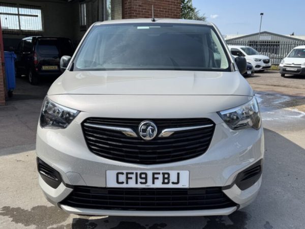 2019 Vauxhall Combo 1.6 Turbo D 2000 Sportive L1H1 Panel Van - Image 3