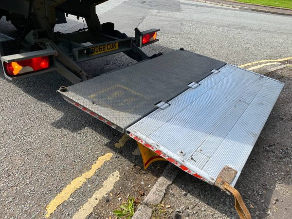 Scania P250 Box/Taillift - Image 7