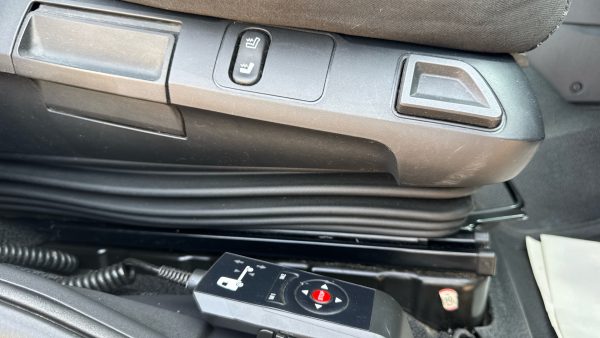 Mercedes-Benz Actros 2530 Dual Zone Refrigerated with Sleeper Cab - Image 30