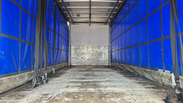 DAF CF 220 Curtainside with Taillift - TRADE SALE ONLY - Image 14