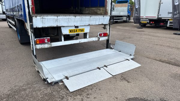 DAF CF 220 Curtainside with Taillift - TRADE SALE ONLY - Image 15