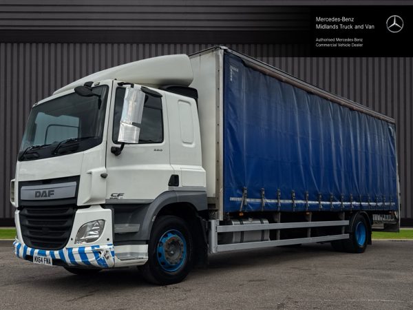 DAF CF 220 Curtainside with Taillift - TRADE SALE ONLY - Image 2