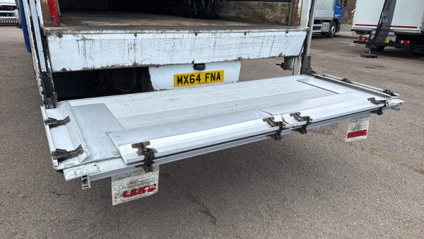DAF CF 220 Curtainside with Taillift - TRADE SALE ONLY - Image 19