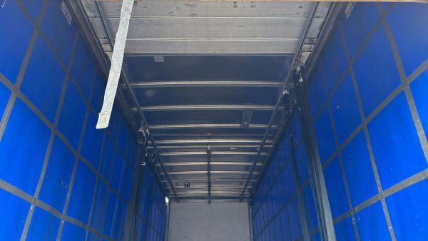 DAF CF 220 Curtainside with Taillift - TRADE SALE ONLY - Image 20