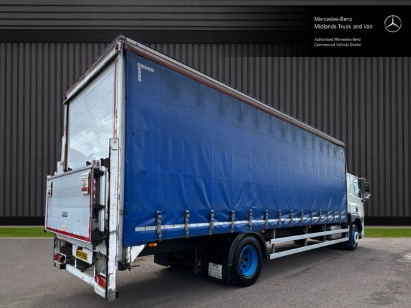 DAF CF 220 Curtainside with Taillift - TRADE SALE ONLY - Image 3