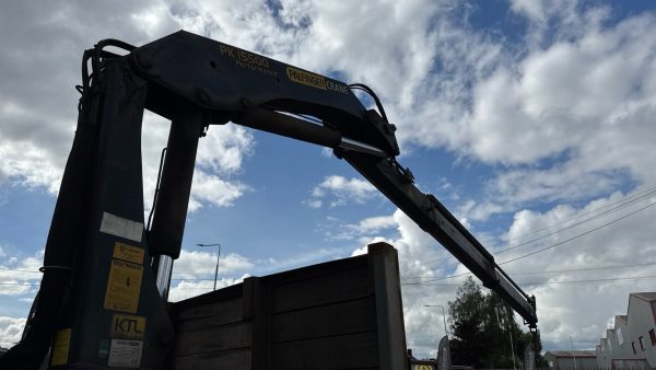 Mercedes-Benz Arocs 2530 Flatbed with Palfinger Crane - Image 22