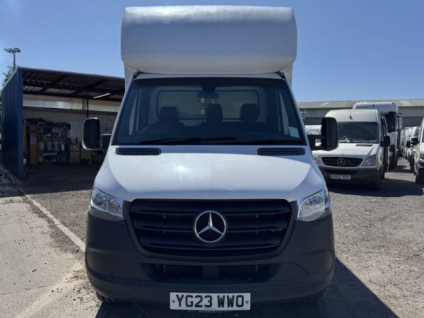 2023 Mercedes-Benz Sprinter 2.0 315 CDI Progressive Luton Box with Tail Lift - Image 3