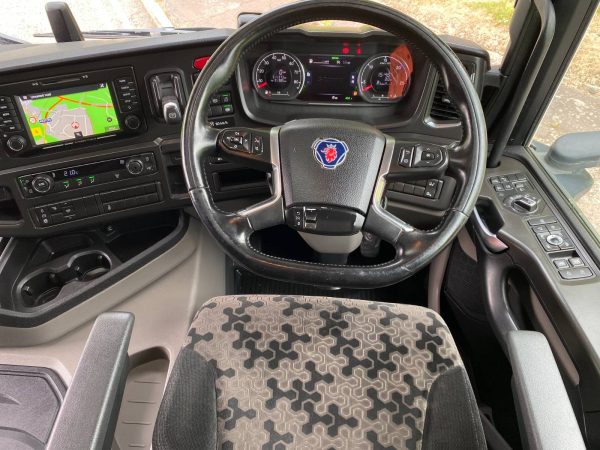 Scania P250 Highline - Image 9