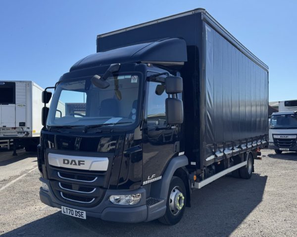 DAF LF 180 FA 7.5 Tonne Curtainside - Image 2
