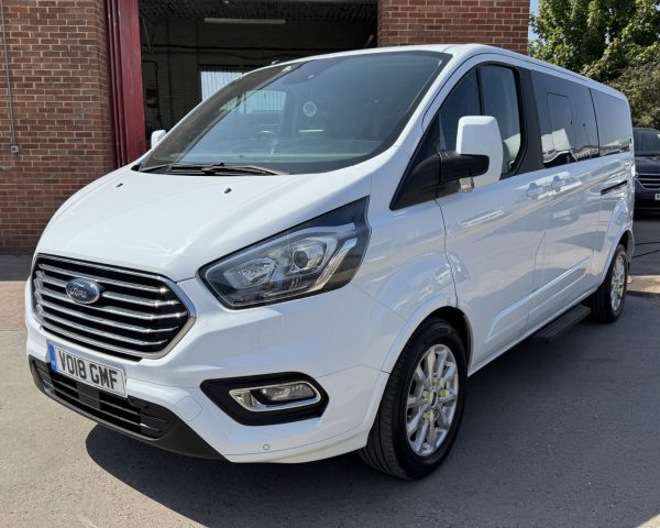 Ford Tourneo Custom 2.0 310 EcoBlue Titanium - Image 2