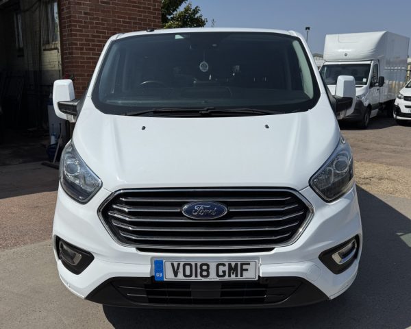 Ford Tourneo Custom 2.0 310 EcoBlue Titanium - Image 3