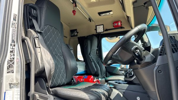 Mercedes-Benz Actros 2446 Sleeper Cab - Safe Loading - Image 11
