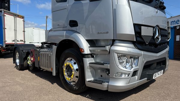 Mercedes-Benz Actros 2446 Sleeper Cab - Safe Loading - Image 17