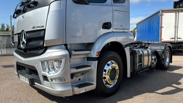 Mercedes-Benz Actros 2446 Sleeper Cab - Safe Loading - Image 19