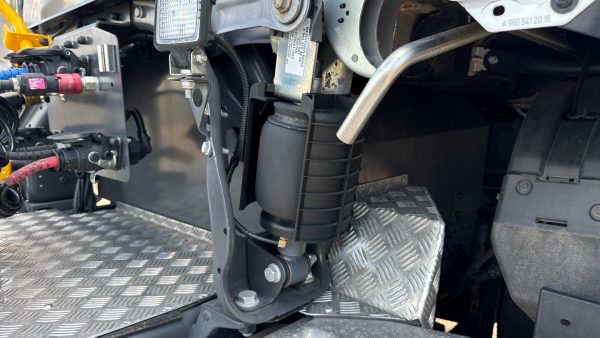 Mercedes-Benz Actros 2446 Sleeper Cab - Safe Loading - Image 23