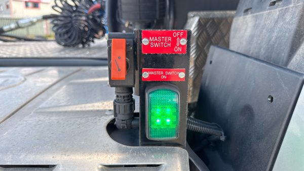 Mercedes-Benz Actros 2446 Sleeper Cab - Safe Loading - Image 24