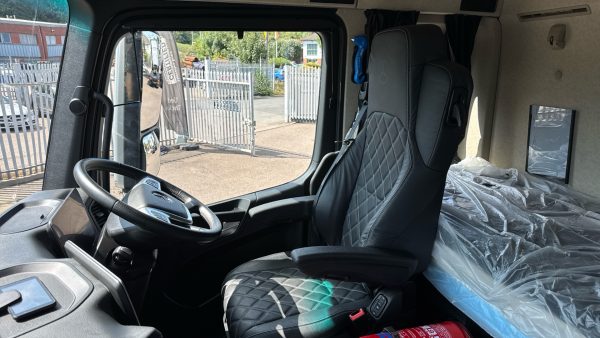 Mercedes-Benz Actros 2446 Sleeper Cab - Safe Loading - Image 30