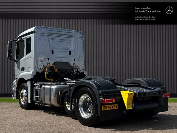 Mercedes-Benz Actros 2446 Sleeper Cab - Safe Loading - Image 4