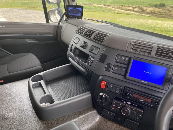 DAF CF450 6x2/4 - Image 3