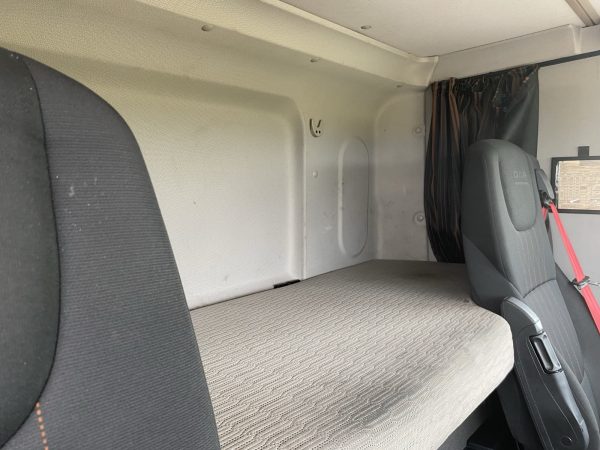 DAF CF450 6x2/4 - Image 6