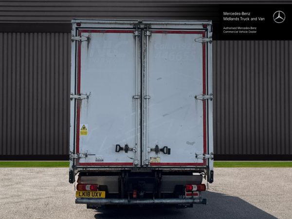 Mercedes-Benz Actros 2527 Curtainside with Tuckaway Taillift - Image 8