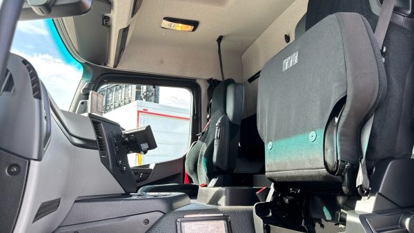 Mercedes-Benz Actros 1835 Demount Chassis - Image 9