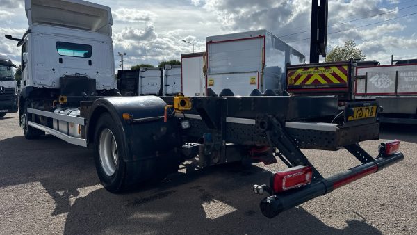Mercedes-Benz Actros 1835 Demount Chassis - Image 22
