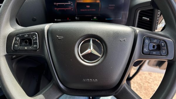 Mercedes-Benz Actros 1835 Demount Chassis - Image 32