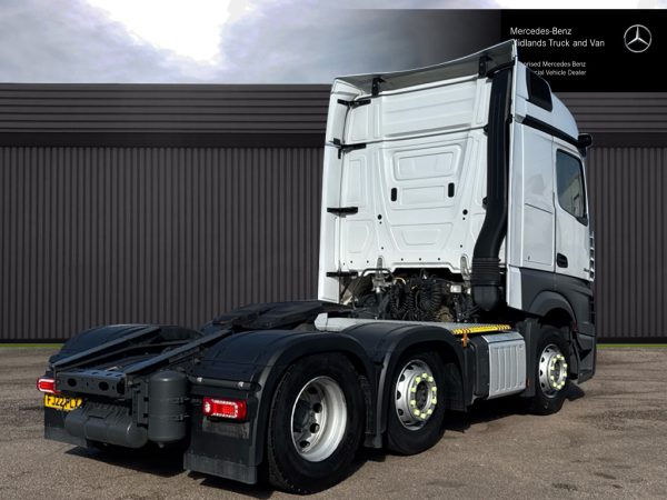 Mercedes-Benz Actros 2545LS Bigspace - Image 3