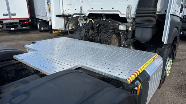 Mercedes-Benz Actros 2545LS Bigspace - Image 31
