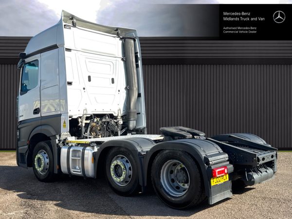 Mercedes-Benz Actros 2545LS Bigspace - Image 4